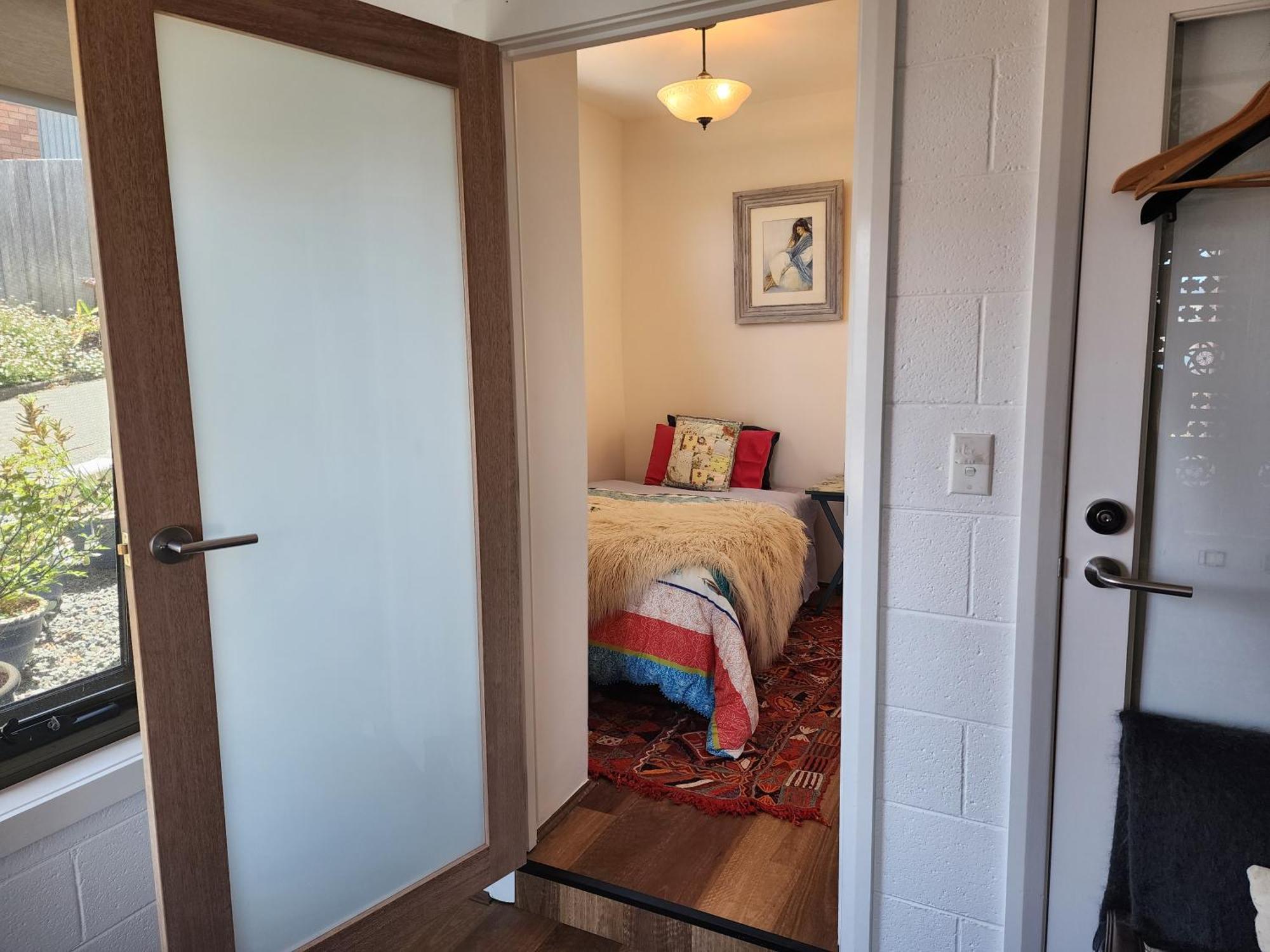 Waterfront Abode - 2 Bedrooms Хобарт Экстерьер фото